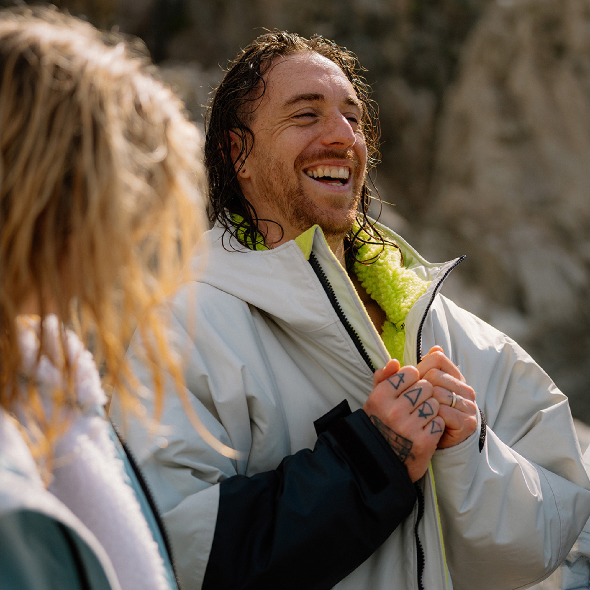 2026 Dryrobe Advance Roupão De Troca De Roupa De Manga Comprida DALSV3 - Antracite / Lime